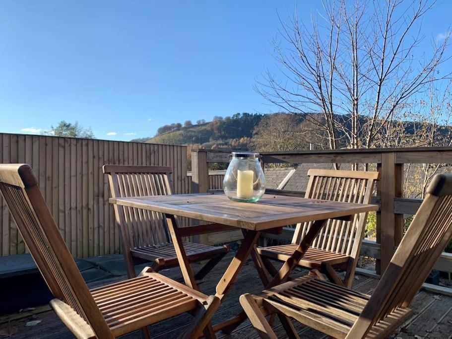 Renovated Miner'S Cottage - Family & Dog Friendly Abertillery ภายนอก รูปภาพ
