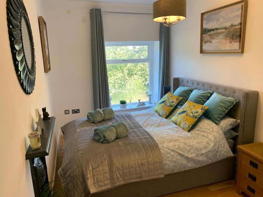 Renovated Miner'S Cottage - Family & Dog Friendly Abertillery ภายนอก รูปภาพ