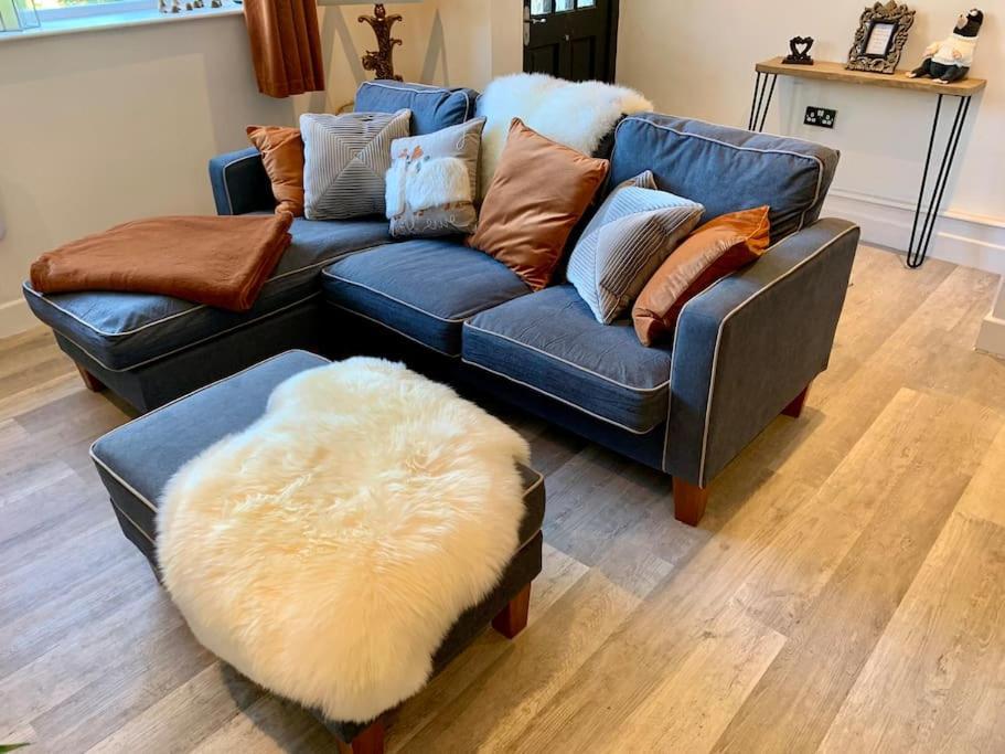 Renovated Miner'S Cottage - Family & Dog Friendly Abertillery ภายนอก รูปภาพ